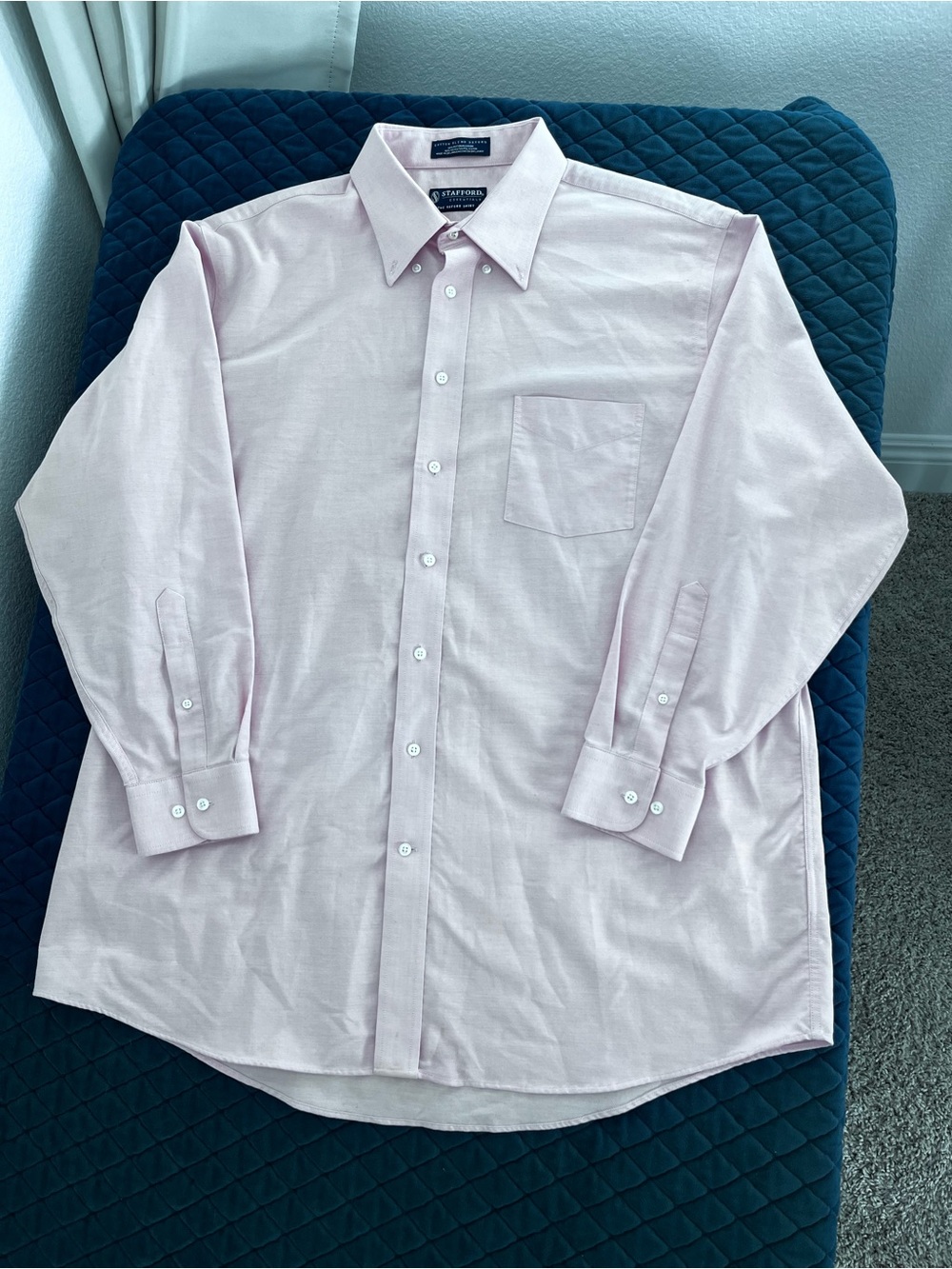Stafford Oxford Shirt Pink Button-Up Dress Shirt Classic Fit Cotton Blend 17 1/2